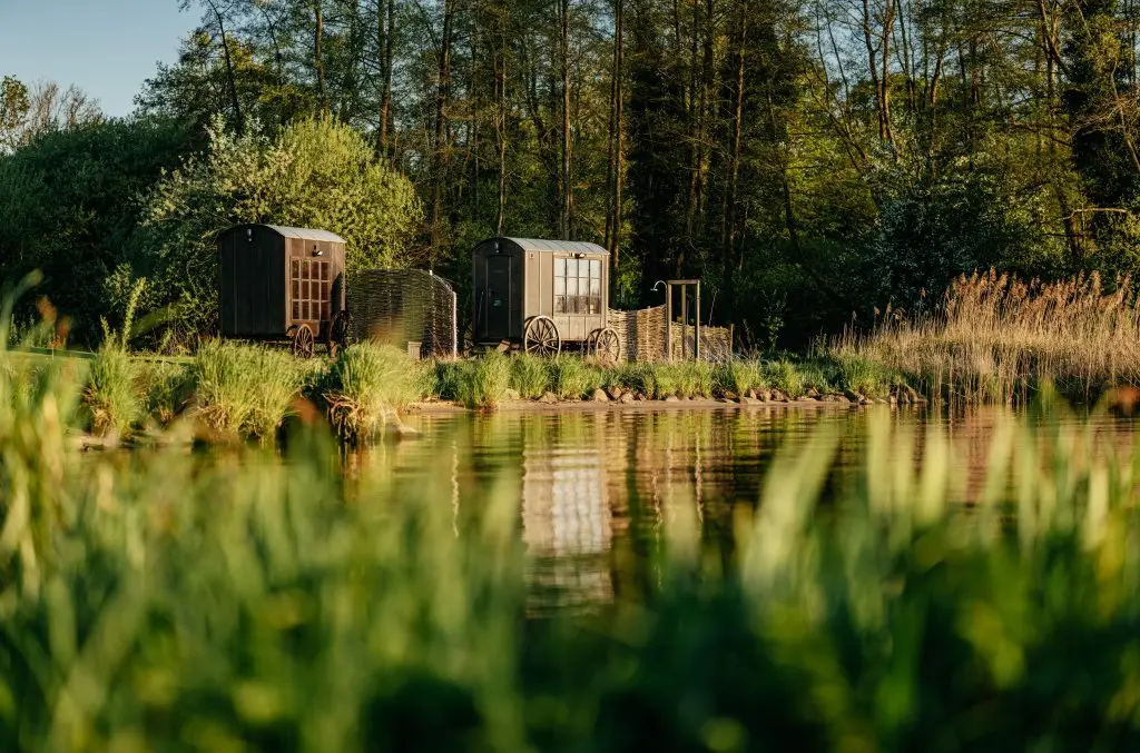 Lakeside grounds of the Jagdhaus Eiden am See